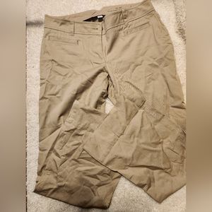 New York & Co Chino pants size 4 Petite